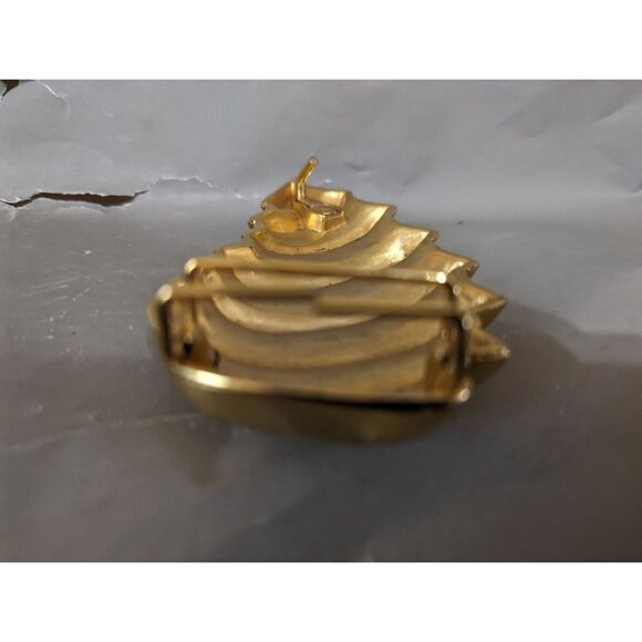 Vintage Belt Buckle Gold tone shell shrimp Asymmetrical stripes  8 inch  1970's - Picture 9 of 9
